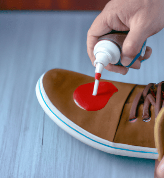 como eliminar manchas de sangre de tus zapatillas clasicas